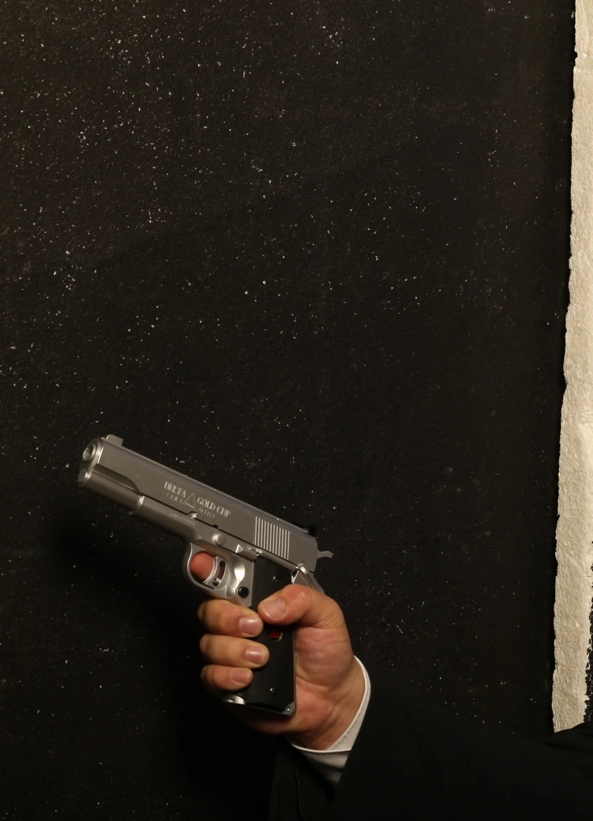 Sebastian_Studio_2025-22 (1).jpg