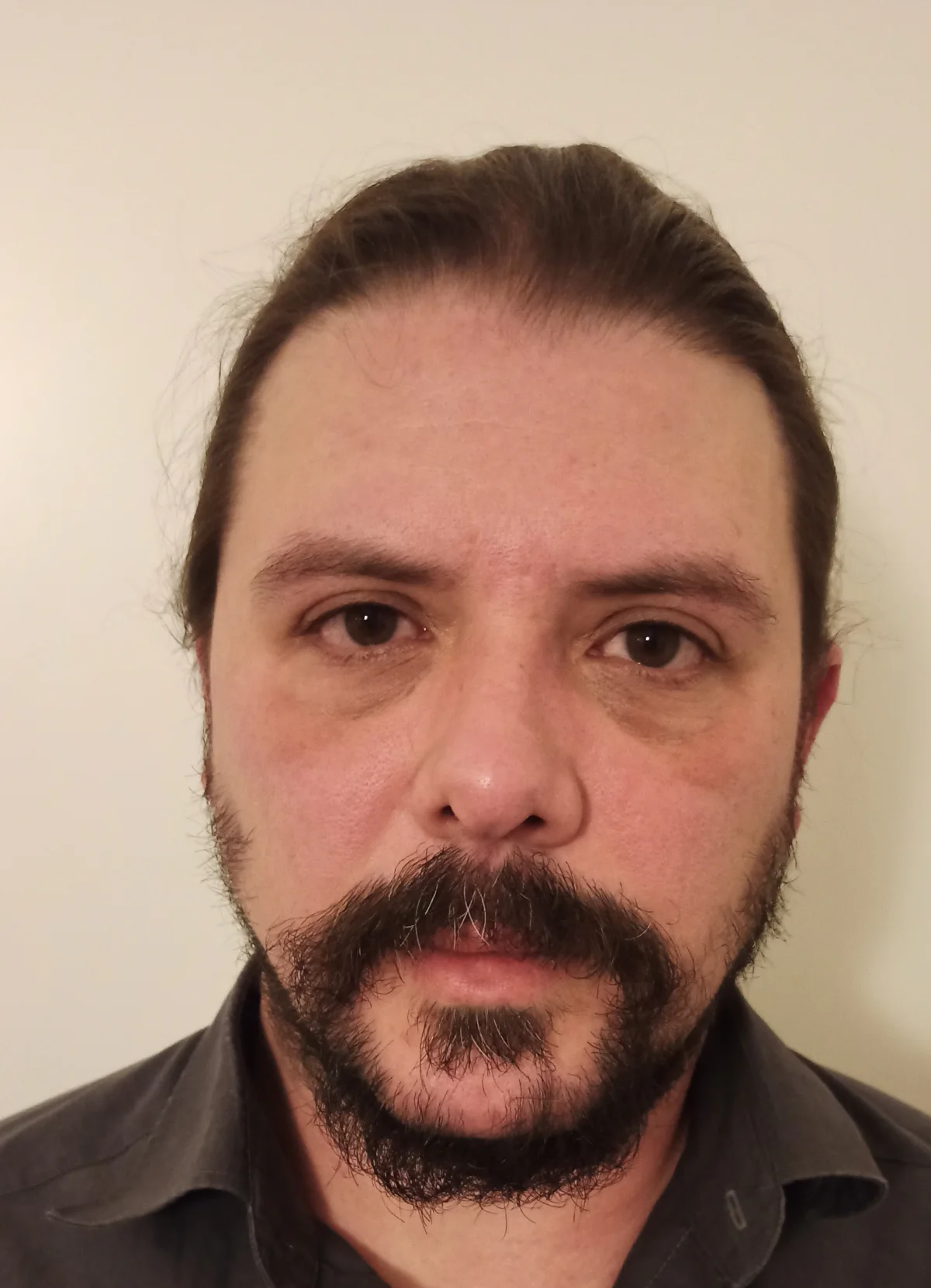 Sebastian_Studio_2025-22 (1).jpg