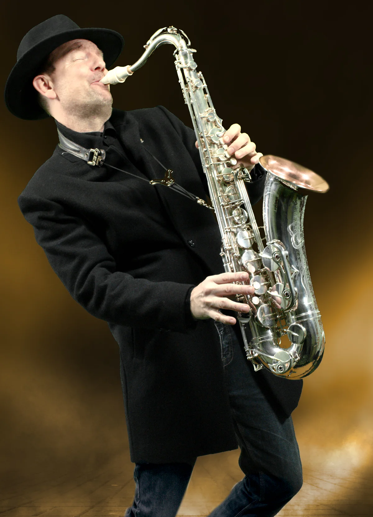 CU_black1_Holger_3_25.jpg