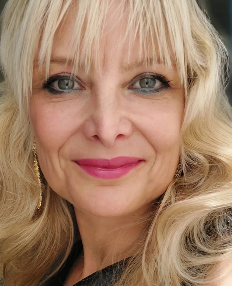 Dörthe Buchmann Lebensfreude-Entfacherin.jpg