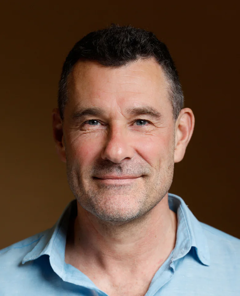 Axel Jomeyer Portrait 1,5 MB.jpg