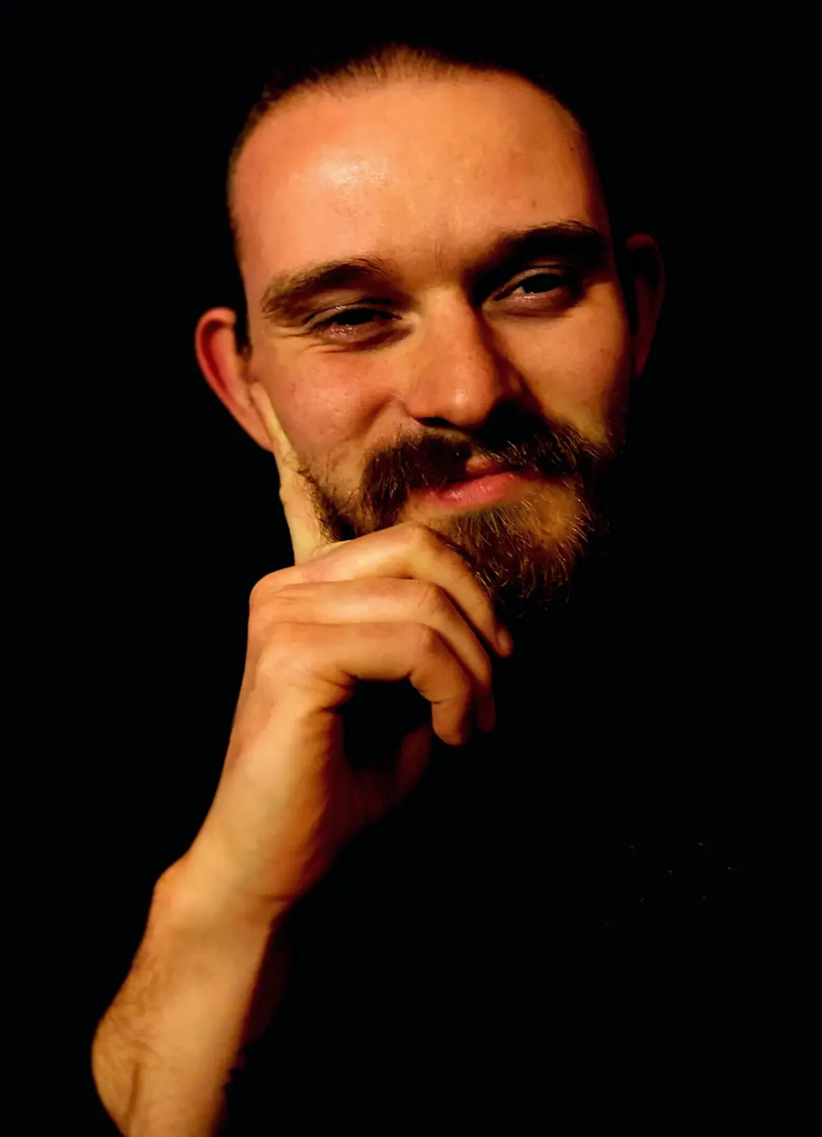 Melwin Ziebke mit Hut.jpg